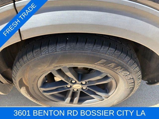 2020 Ford Explorer XLT RWD