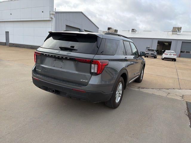 2025 Ford Explorer Active 4WD