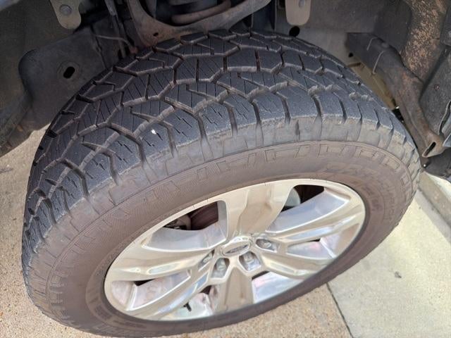 2015 Ford F-150 2WD SuperCrew 5-1/2 Ft Box Platinum