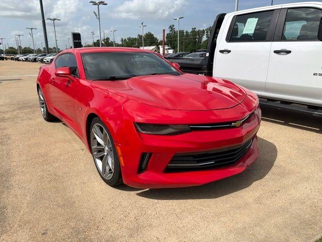 2017 Chevrolet Camaro 2dr Coupe 1LT