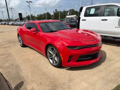 2017 Chevrolet Camaro 2dr Coupe 1LT