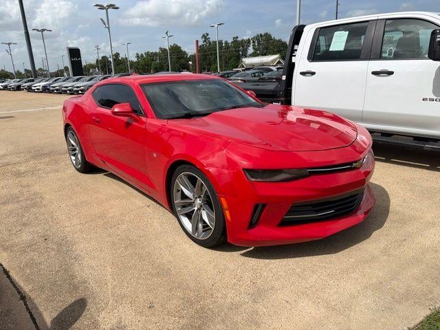 2017 Chevrolet Camaro 2dr Coupe 1LT
