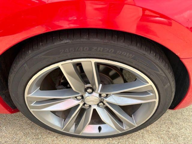 2017 Chevrolet Camaro 2dr Coupe 1LT