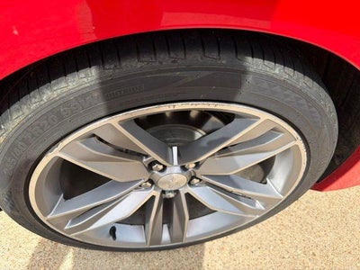 2017 Chevrolet Camaro 2dr Coupe 1LT