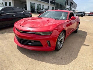2017 Chevrolet Camaro 2dr Coupe 1LT