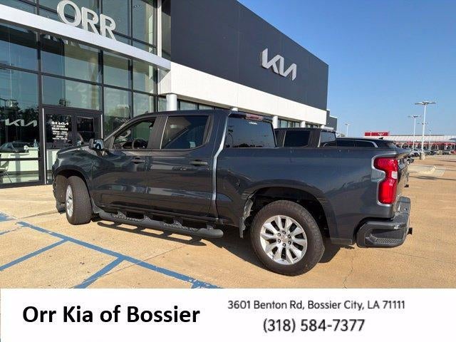 2021 Chevrolet Silverado 1500 Crew Cab Short Box 2-Wheel Drive Custom