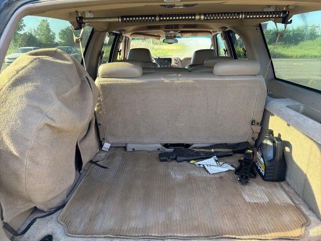 1999 GMC Suburban SLT