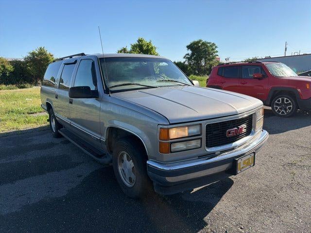 1999 GMC Suburban SLT