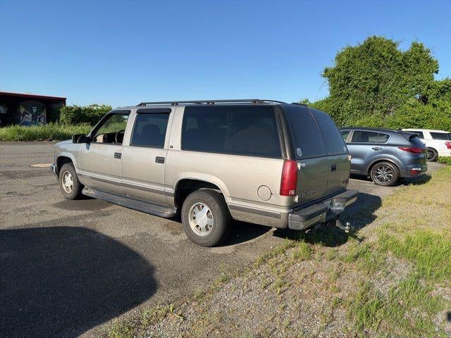 1999 GMC Suburban SLT