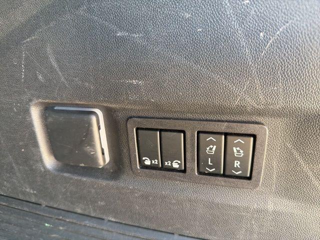 2023 GMC Yukon XL 4WD 4dr AT4