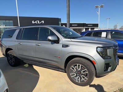 2023 GMC Yukon XL 4WD 4dr AT4