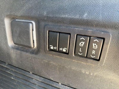 2023 Chevrolet Suburban 4WD Premier