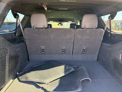 2023 Chevrolet Suburban 4WD Premier