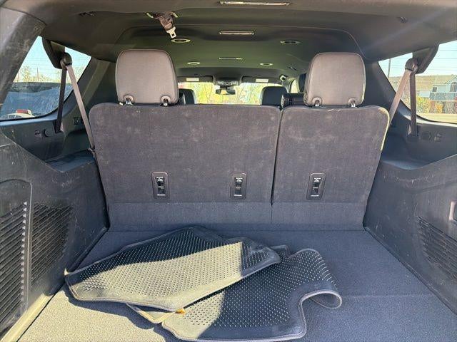 2023 Chevrolet Suburban 4WD Premier