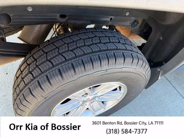 2016 GMC Sierra 1500 Double Cab Standard Box 4-Wheel Drive SLE