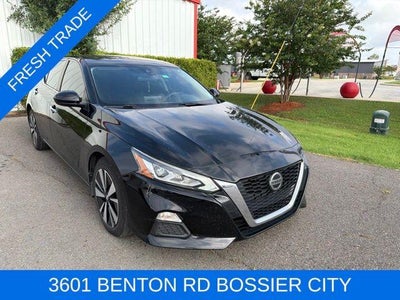 2022 Nissan Altima 2.5 SV Sedan