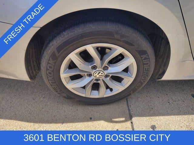 2016 Volkswagen Passat 4dr Sdn 1.8T Auto S PZEV