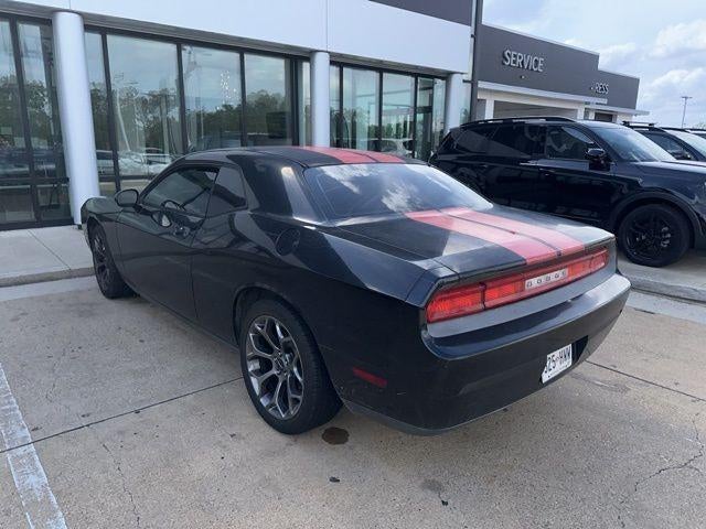 2010 Dodge Challenger 2dr Cpe SE