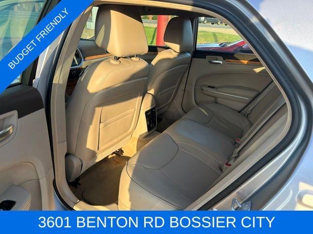 2014 Chrysler 300 4dr Sdn 300C RWD