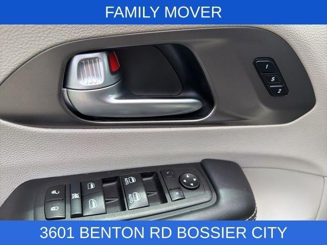 2024 Chrysler Pacifica Touring L FWD