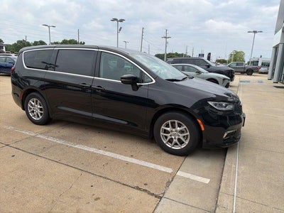 2024 Chrysler Pacifica Touring L FWD