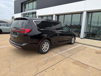 2024 Chrysler Pacifica Touring L FWD