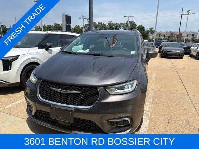 2022 Chrysler Pacifica Touring L FWD