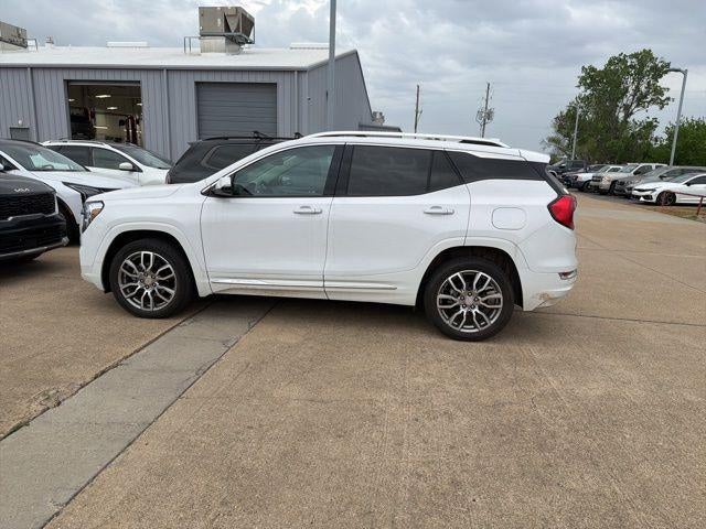 2023 GMC Terrain AWD 4dr Denali