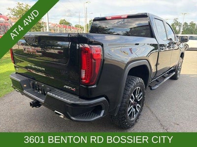 2022 GMC Sierra 1500 Limited Crew Cab Short Box 4-Wheel Drive AT4