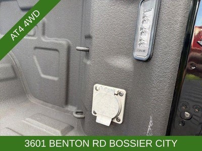 2022 GMC Sierra 1500 Limited Crew Cab Short Box 4-Wheel Drive AT4