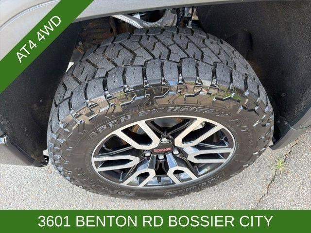 2022 GMC Sierra 1500 Limited Crew Cab Short Box 4-Wheel Drive AT4