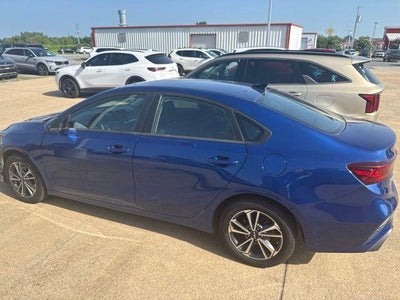 2024 Kia Forte LXS IVT