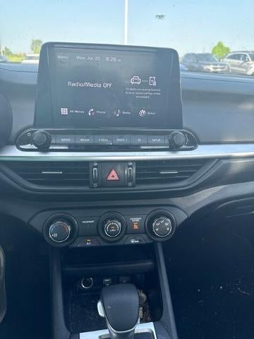 2024 Kia Forte LXS IVT