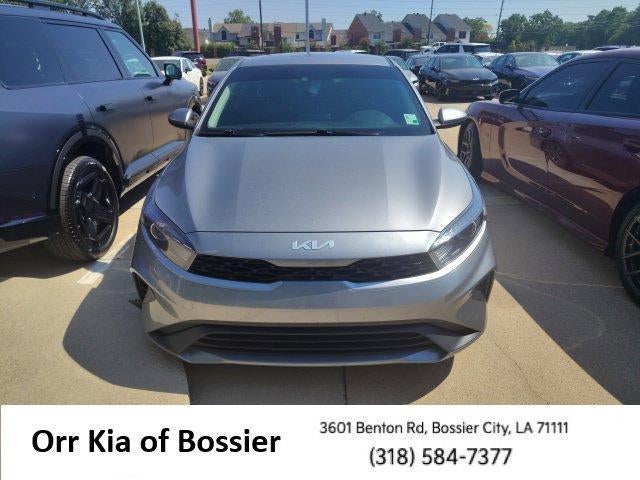 2023 Kia Forte LXS IVT
