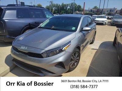 2023 Kia Forte LXS IVT
