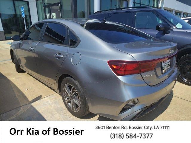 2023 Kia Forte LXS IVT