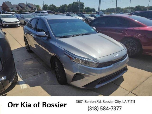 2023 Kia Forte LXS IVT