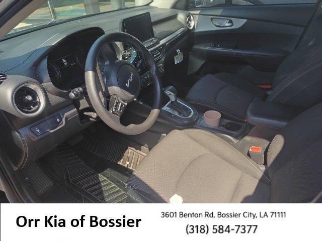 2023 Kia Forte LXS IVT
