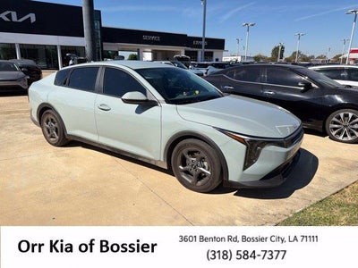 2025 Kia K4 LXS FWD