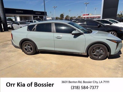 2025 Kia K4 LXS FWD