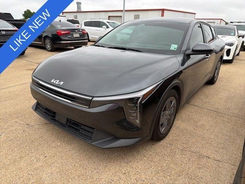 2025 Kia K4 LX FWD