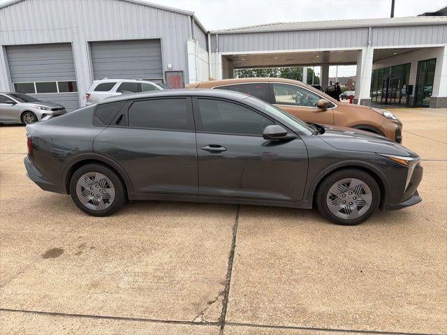 2025 Kia K4 LX FWD