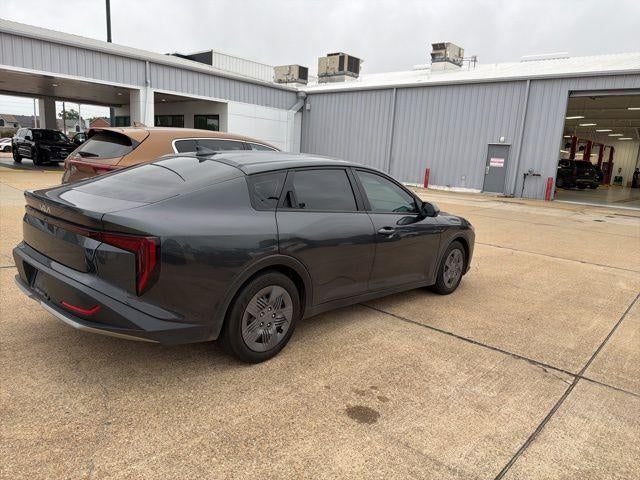 2025 Kia K4 LX FWD