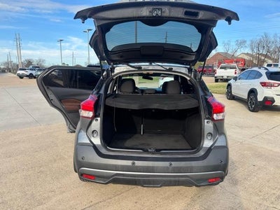 2020 Nissan Kicks SR FWD