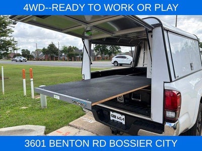 2023 Toyota Tacoma 4WD 4WD SR5 Double Cab 6' Bed V6 AT (Natl)