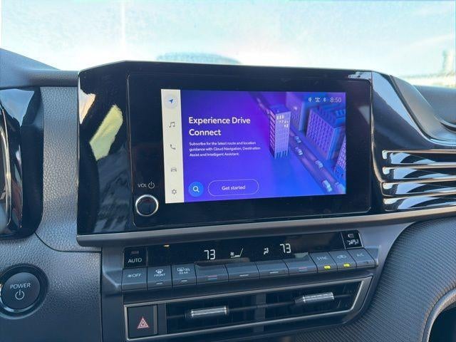 2025 Toyota Camry SE (SE)