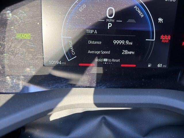 2025 Toyota Camry SE (SE)