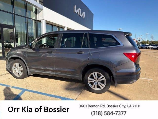 2017 Honda Pilot LX 2WD