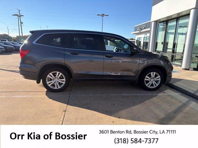 2017 Honda Pilot LX 2WD