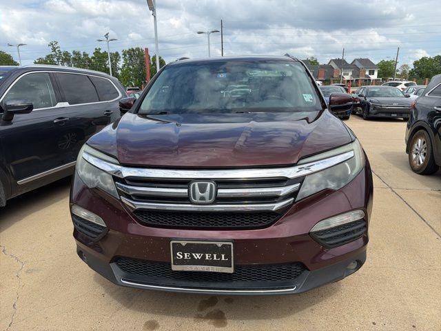2016 Honda Pilot 2WD Touring with DVD Rear Entertainment System and Navigation